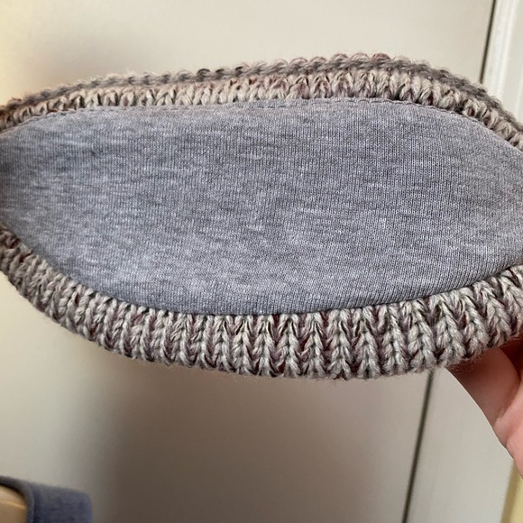 Women’s winter face mask with fleece lined hat and neck gaiter scarf - Gray Knit - Picture 4 of 6